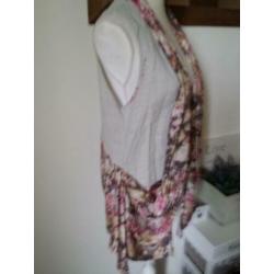 LEUK mouwloos vest/tuniek grijs met bloemprint mt. M