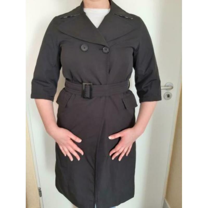 Mooi trenchcoat ( maat S )