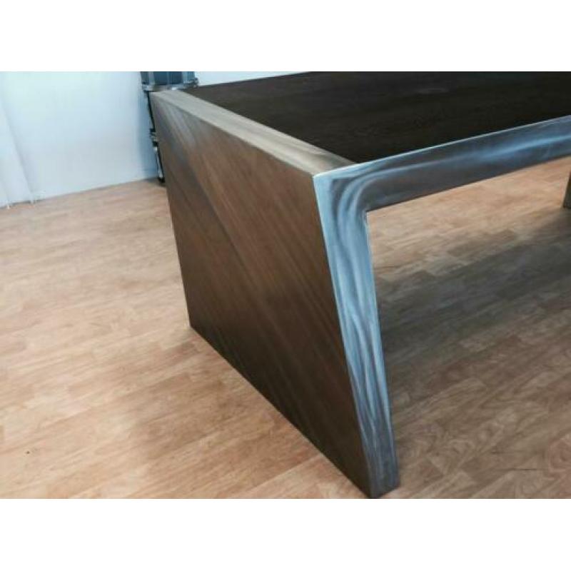 Unieke design eettafel ‘Vouw’