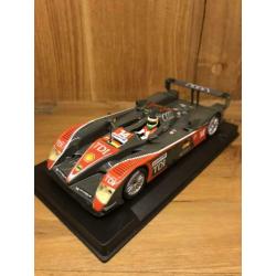 SCX Audi R10 TDI