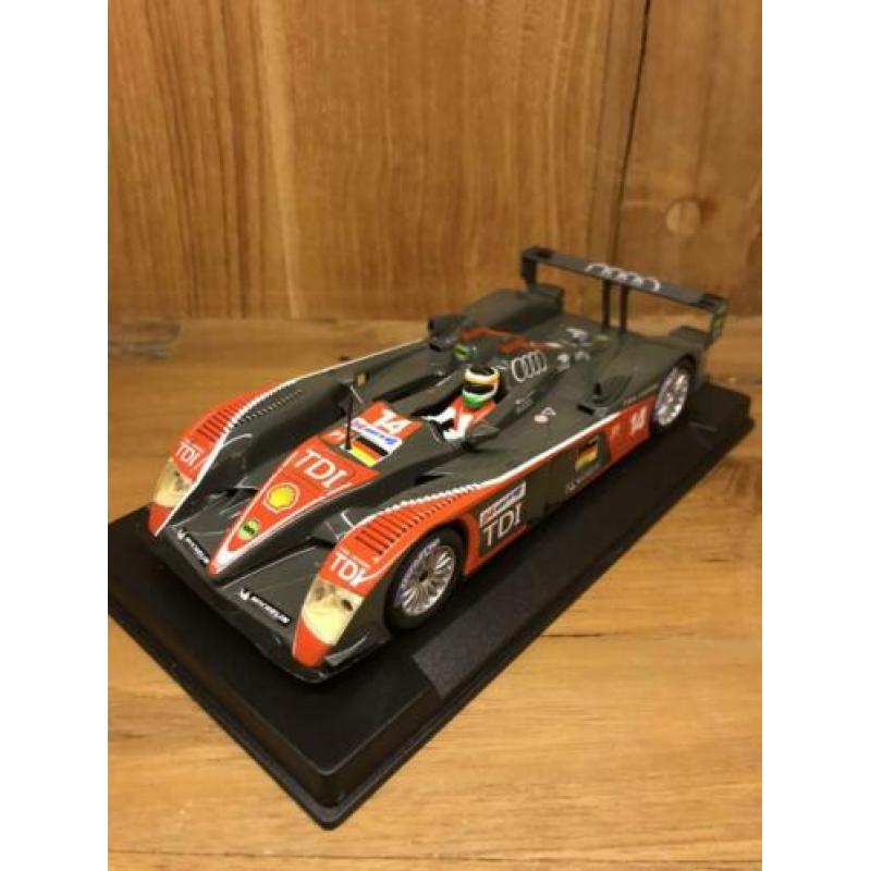SCX Audi R10 TDI