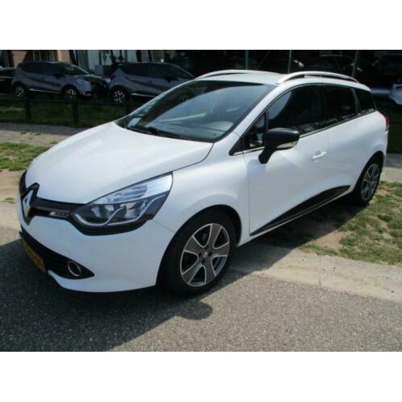 Renault Clio Estate 1.5 dCi 90pk ECO Night&Day (bj 2015)