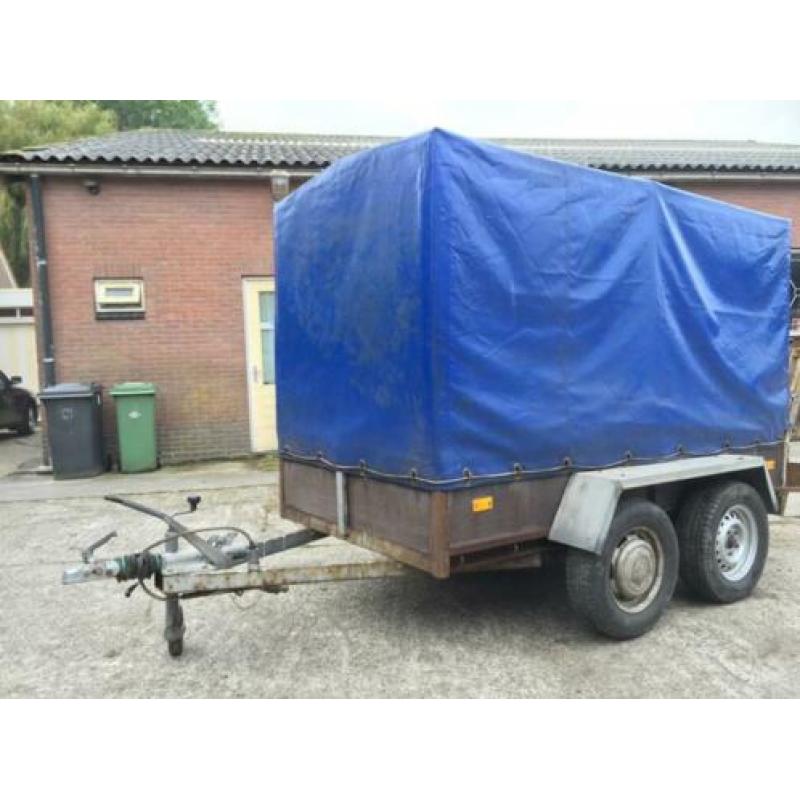 Aanhanger met huif en kenteken, 250 x 130 x 155 tandemasser