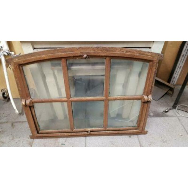 oude vintage antieke stalramen