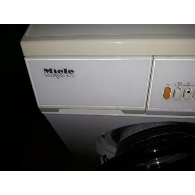 Te koop miele 1600 toeren wasmachine
