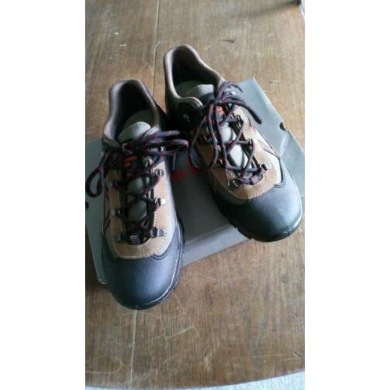 Wandelschoenen 42