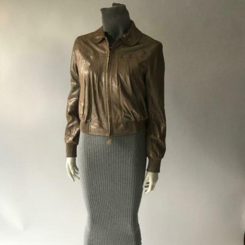 René Lezard, ZGAN, goudkleurige, leren jas, maat 38