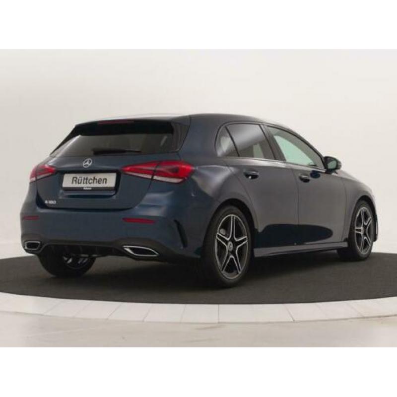 Mercedes-Benz A-Klasse 180 Business Solution AMG | Nightpakk