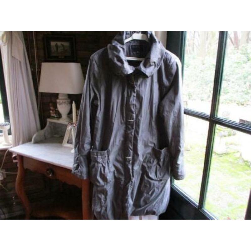 mj/ Jas/winterjas/maat 48 = 44 groen/grijs fleece voering