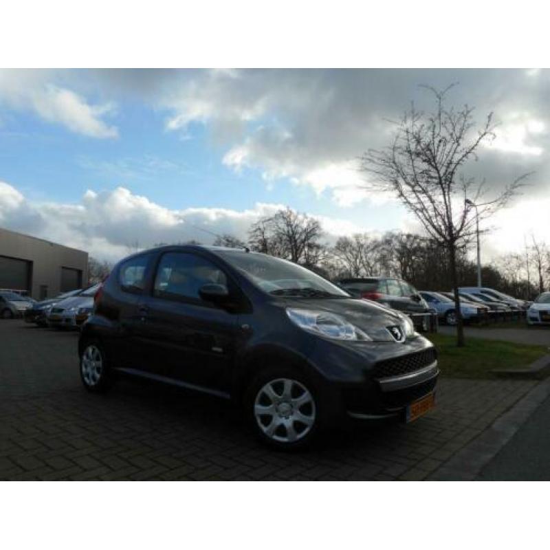 Peugeot 107 1.0-12V Millesim 200 AIRCO/ELEK-PAKKET/INRUIL-KO