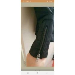 Zwarte winter jas maat s