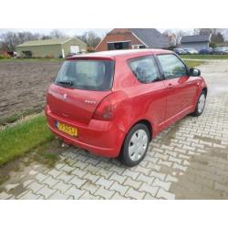 Suzuki Swift 1.3 3D nieuwe apk 134121km nap met trekhaak