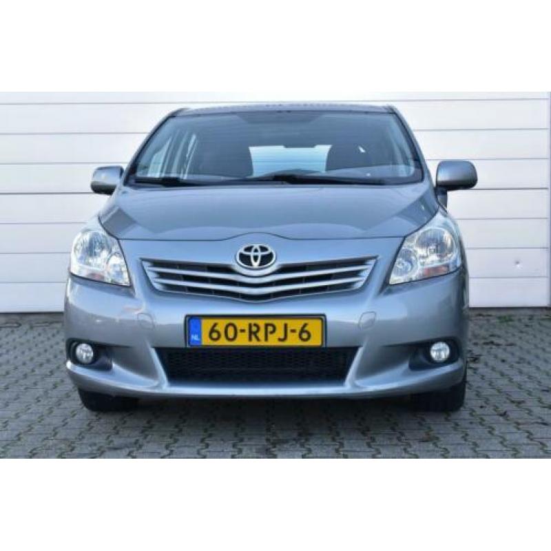 Toyota Verso 1.8 VVT-i Business AUTOMAAT (bj 2011)