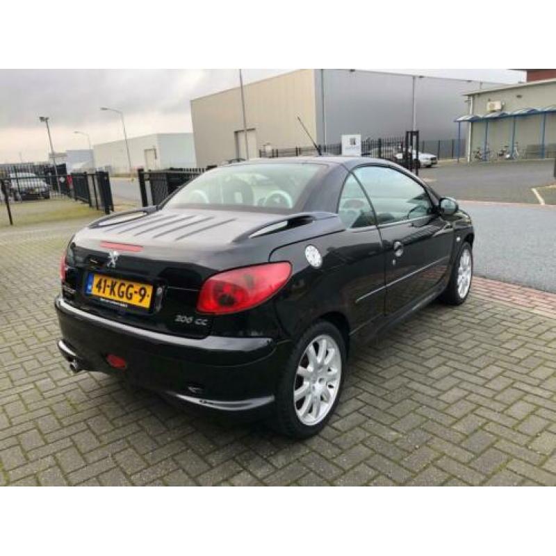 Peugeot 206 CC 1.6-16V CABRIO , CLIMATE CONTR. , LEER , LM V