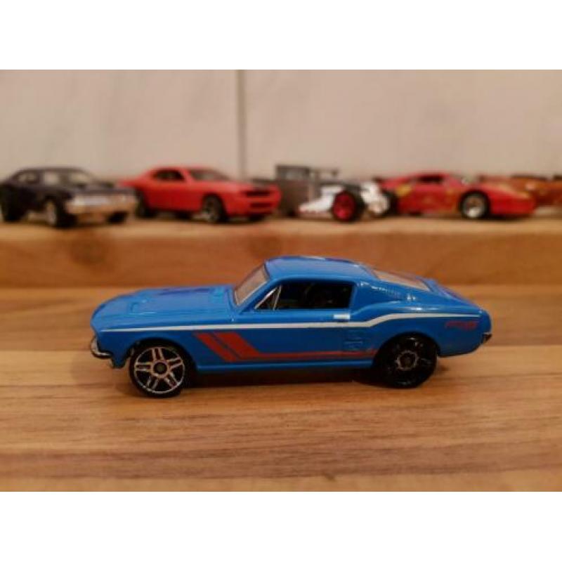 Hotwheels '67 Ford Mustang Blauw