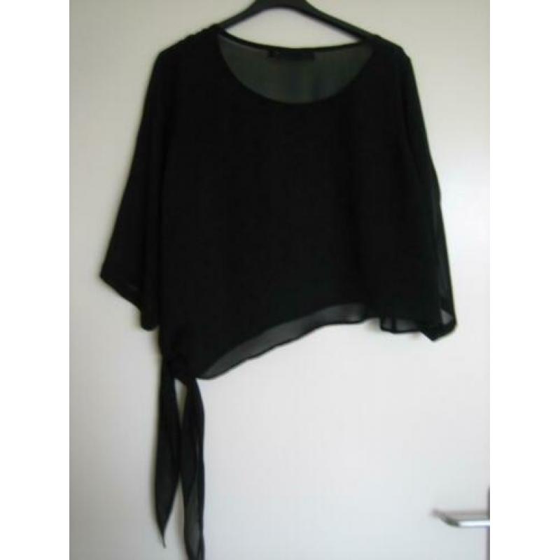 Zwarte voile laagjesmode blouse ALMA MATER one size Snazzeys