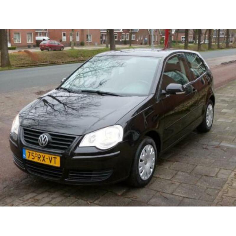 Volkswagen Polo 1.4 55KW Zwart AIRCO 119.275km NAP VERKOCHT!
