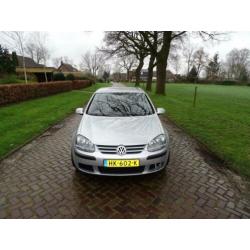 Volkswagen Golf 1.6 FSI Trendline