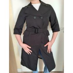 Mooi trenchcoat ( maat S )