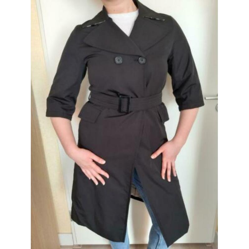 Mooi trenchcoat ( maat S )