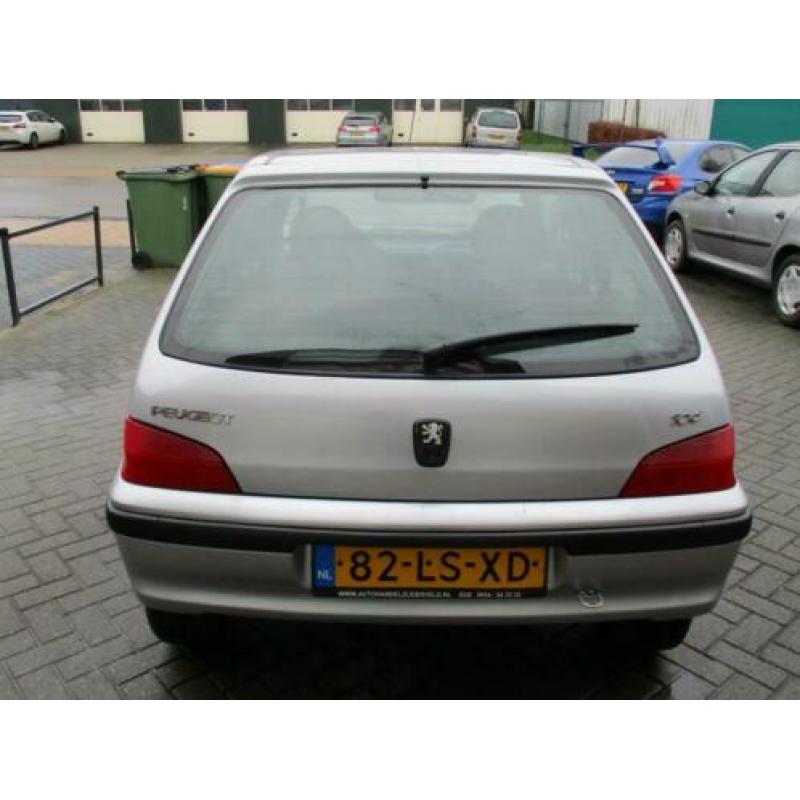 Peugeot 106 1.1 XT Apk t/m Maart 2021