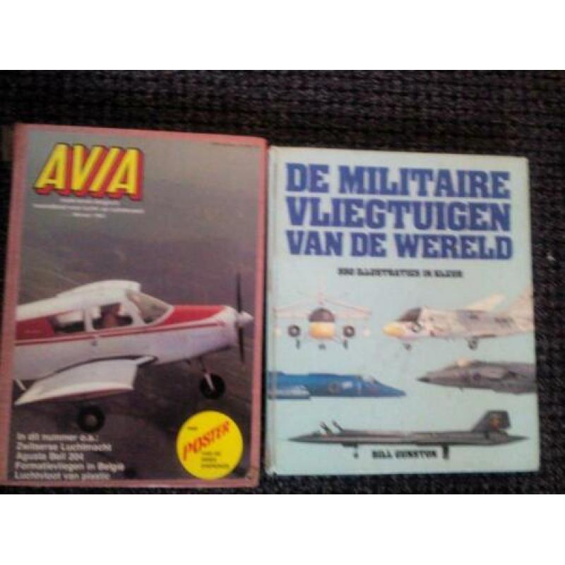 Militaire boeken, tanks, vliegtuigen etc.