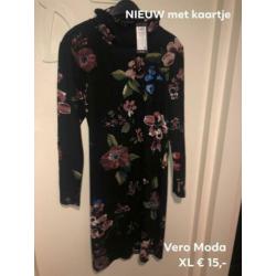 Jurk mt 44 NIEUW