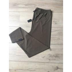 Penn & Ink travel trouser 44 Army green Nieuw