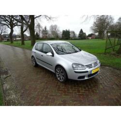Volkswagen Golf 1.6 FSI Trendline