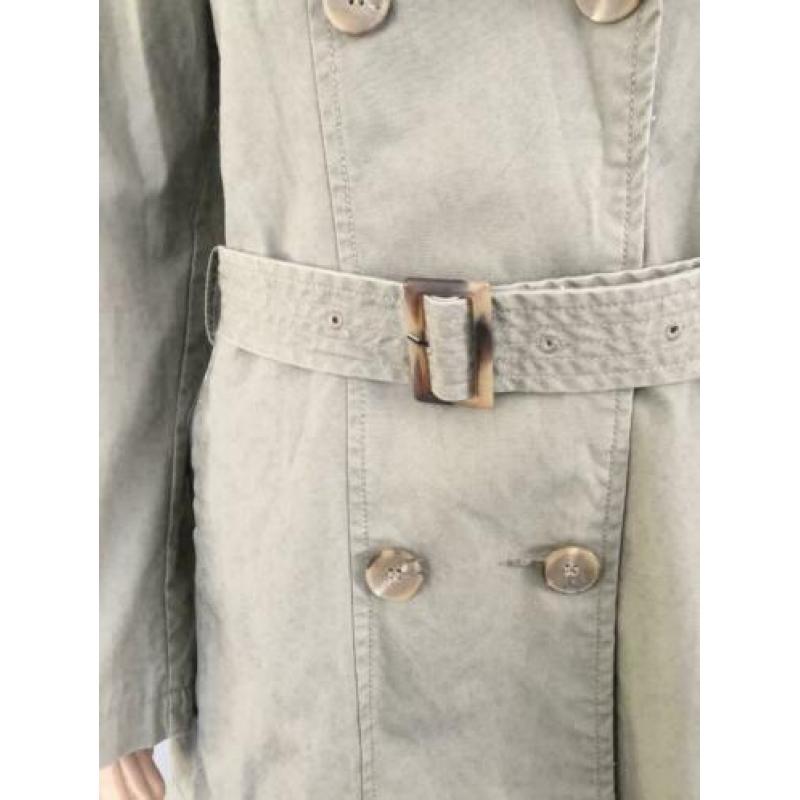 D830 Benetton maat M=38/40 olijf-groen jas trussenjas trench