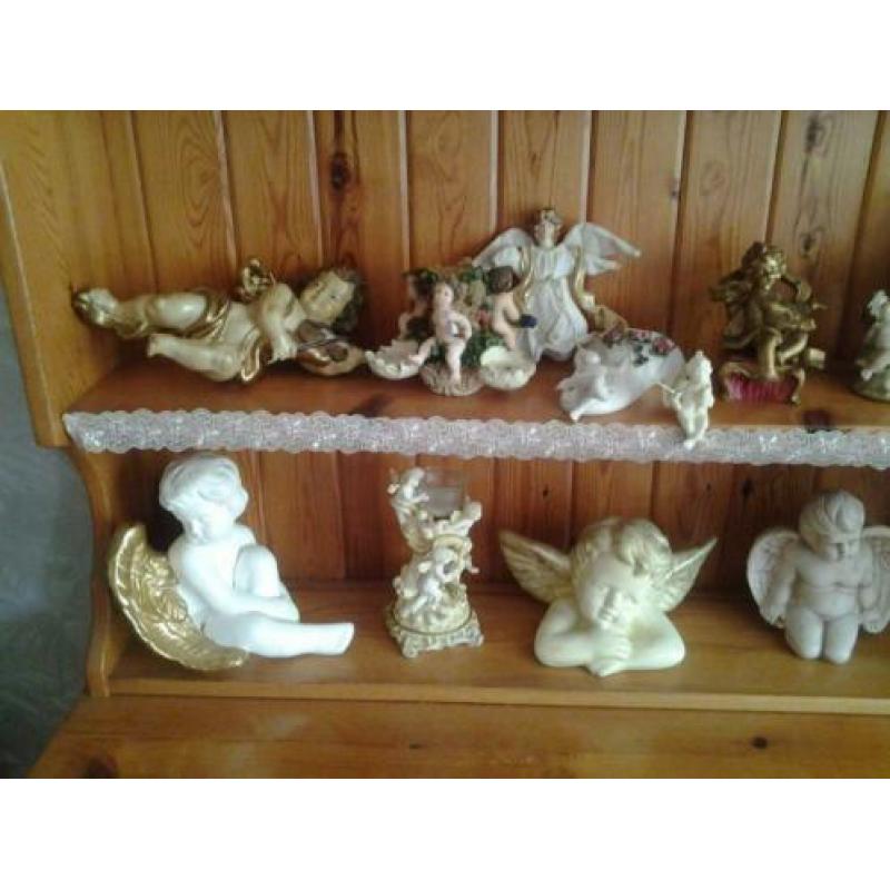 Grote engeltjes verzameling + buffet kast (+- 300 stuks)