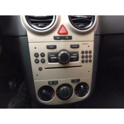 Opel Corsa 1.2-16V Essentia