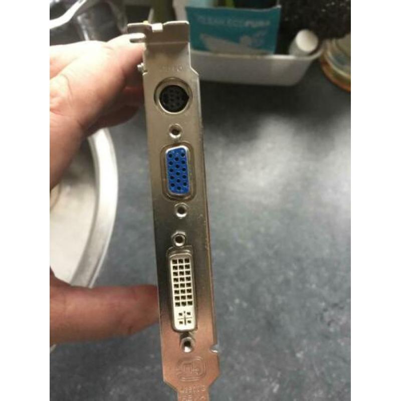 sapphire radeon hd 2400 pro 512mb vga/tvo/dvi agp