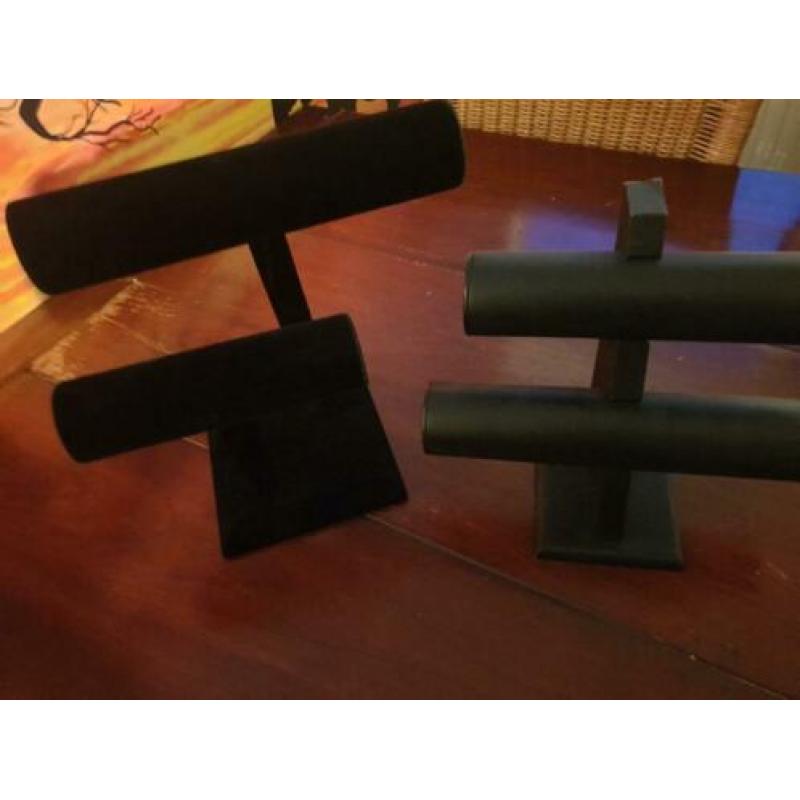 sieraden hangers voor halskettingen en horloges