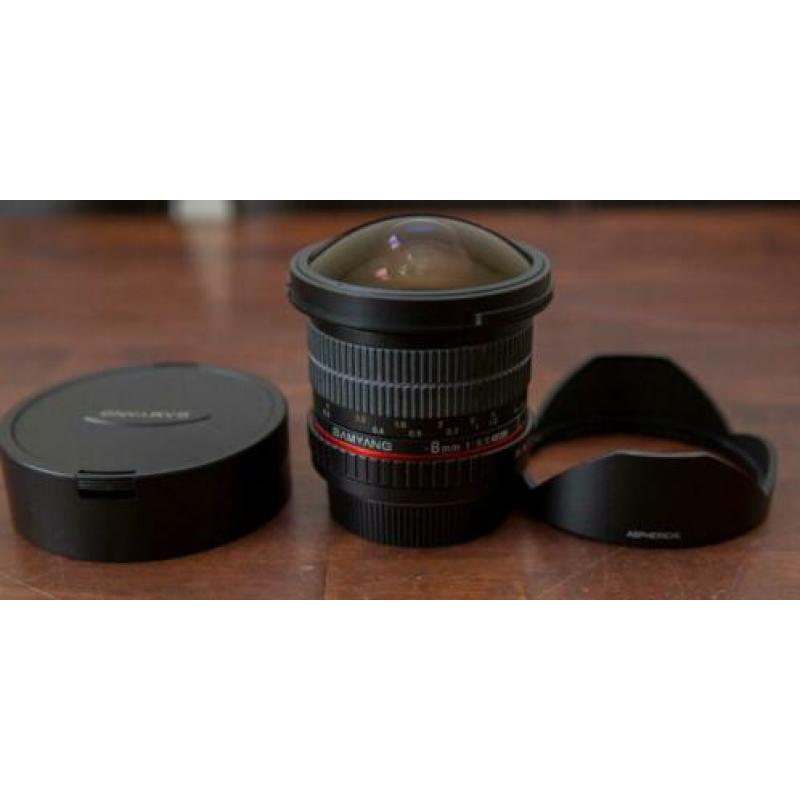 Samyang 8mm f/3.5 UMC fisheye CSII Canon