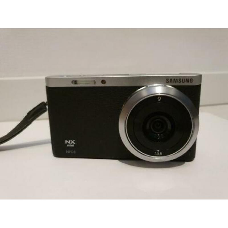 Samsung NX Mini