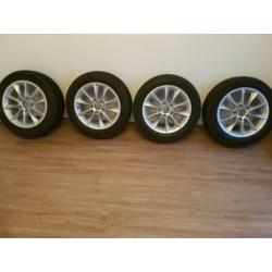 Originele bmw style 411 winterbanden velgen.