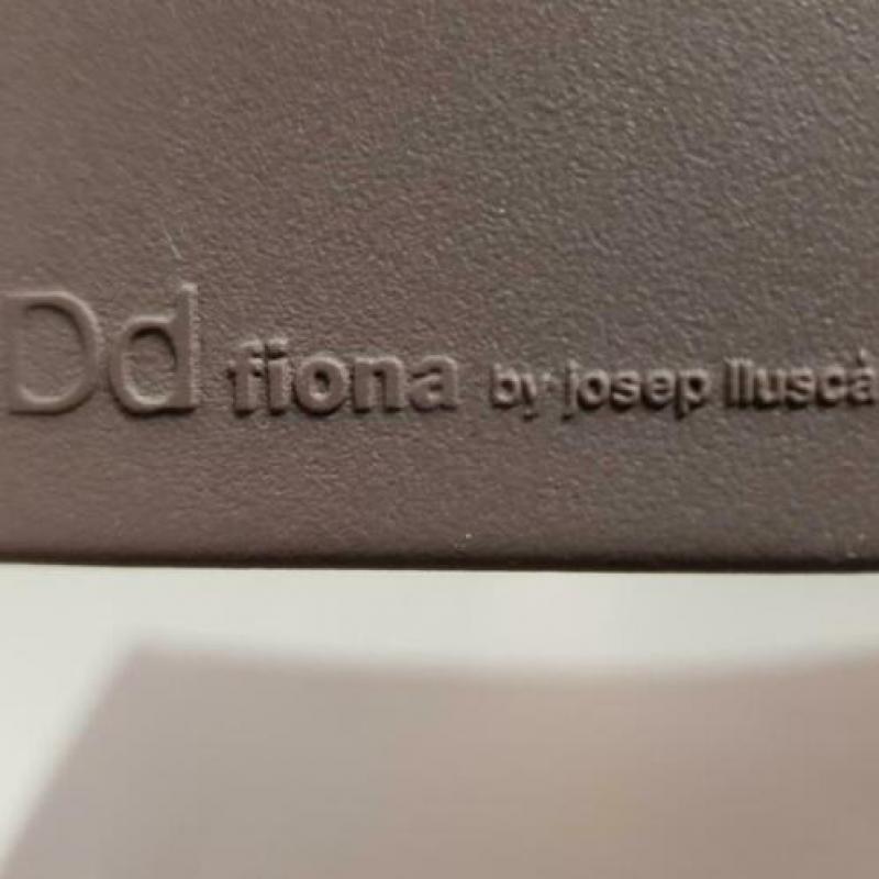 58 x Josep Llusca terrasstoelen, design stoel Dd Fiona. 299