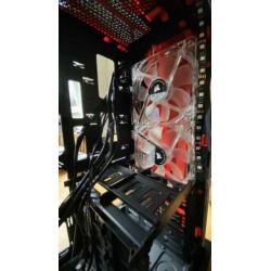 Pc kast Corsair ALLEEN DE KAST!!!
