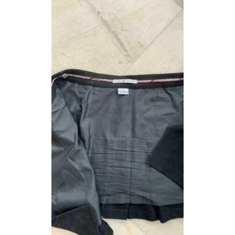 Mooie zwarte wikkelrok tommy hilfiger maat 12 s/m