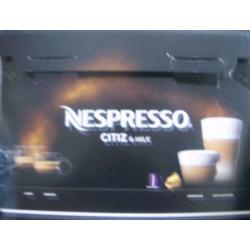 Nespresso Citiz & Milk apparaat NIEUW