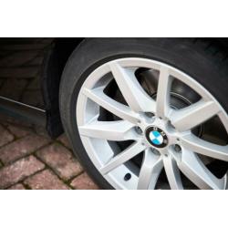 BMW 3-Serie 2.0 D 320 Touring 2012 Zwart