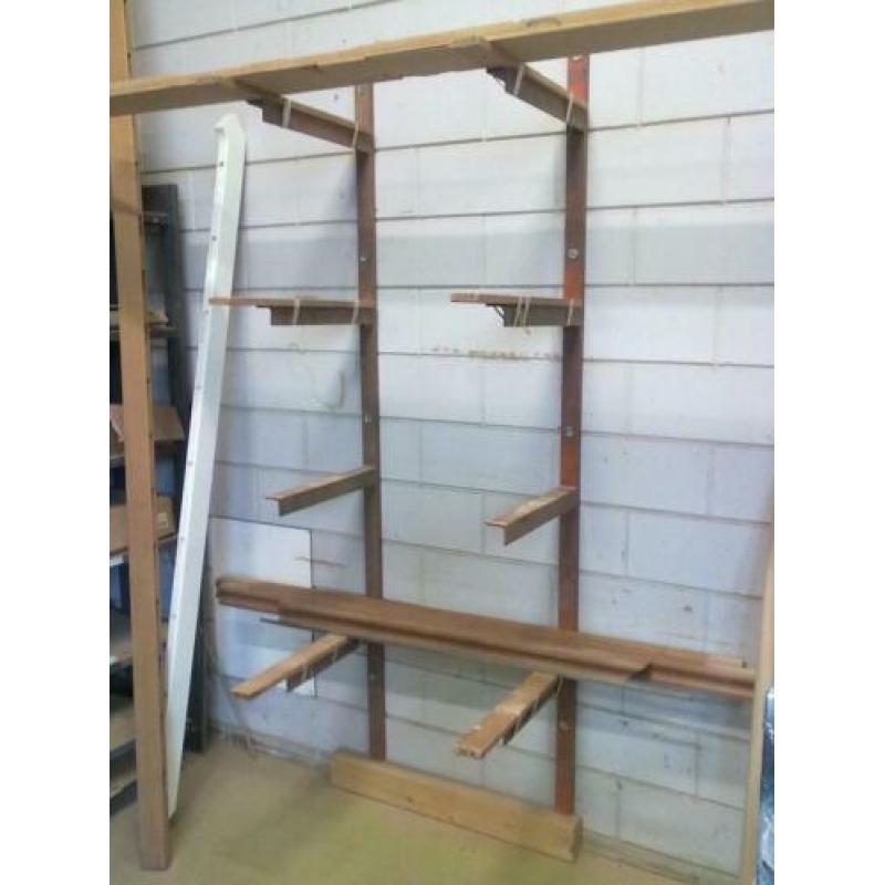 2 geconstrueerde stalen wand draagarm steunen