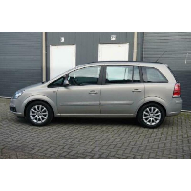 Opel Zafira 1.8 Temptation 7 persoons