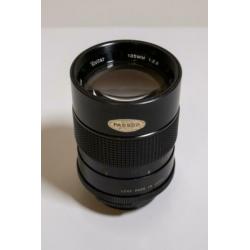 Vivitar 135mm f2.8 lens