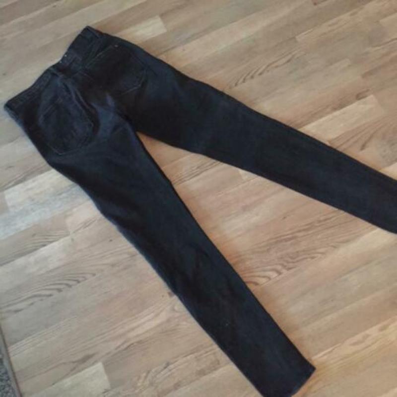 Skinny jeans zwart KOI maat 29-32