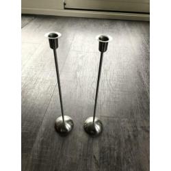 2 ikea kandelaars