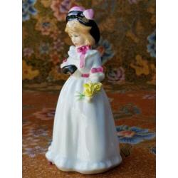 Mooi vintage beeldje uit Engeland Sharon van Royal Doulton.