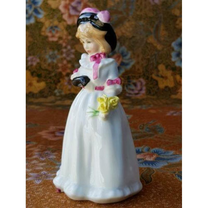 Mooi vintage beeldje uit Engeland Sharon van Royal Doulton.