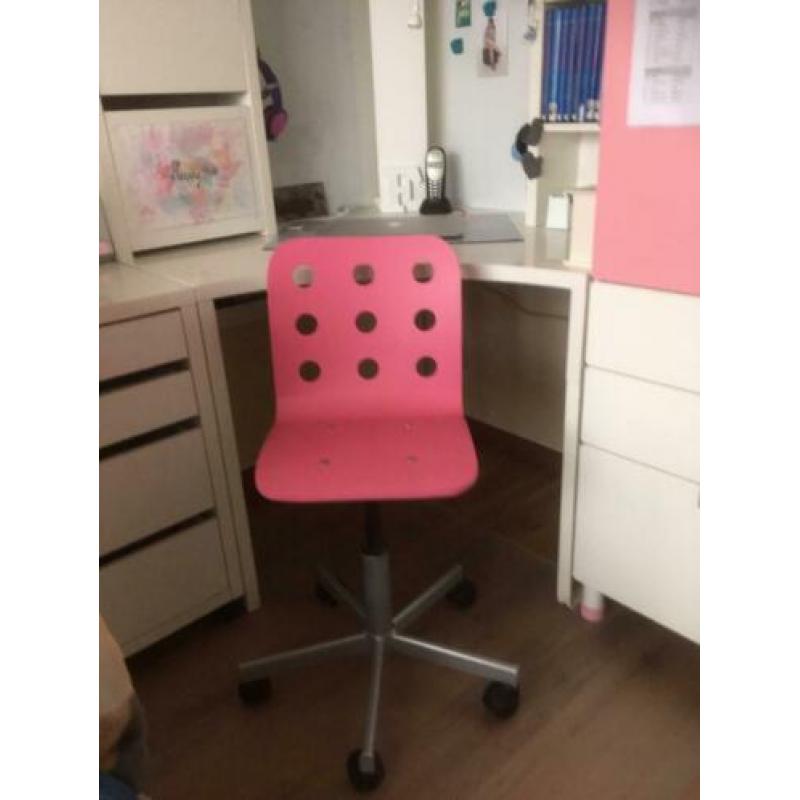 Mooie roze Ikea kinder bureaustoel